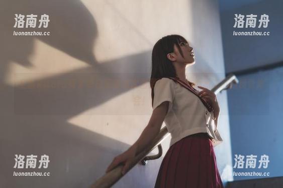 kitaro绮太郎 全新kitaro绮太郎白色艺术套图更新,令人心潮澎湃的视觉体会!