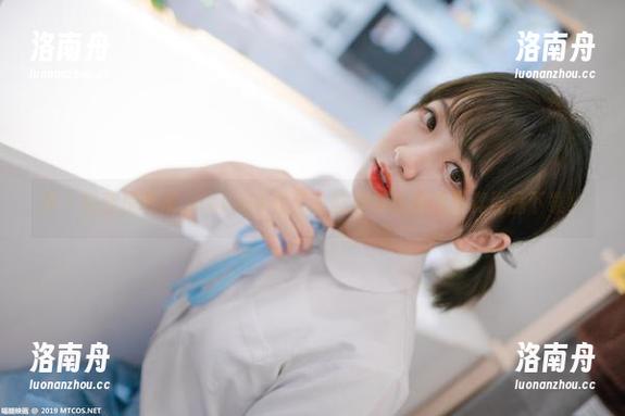 lovely呆玄 每一瞬都是艺术,lovely呆玄小狐狸年份最佳写真作品下载!
