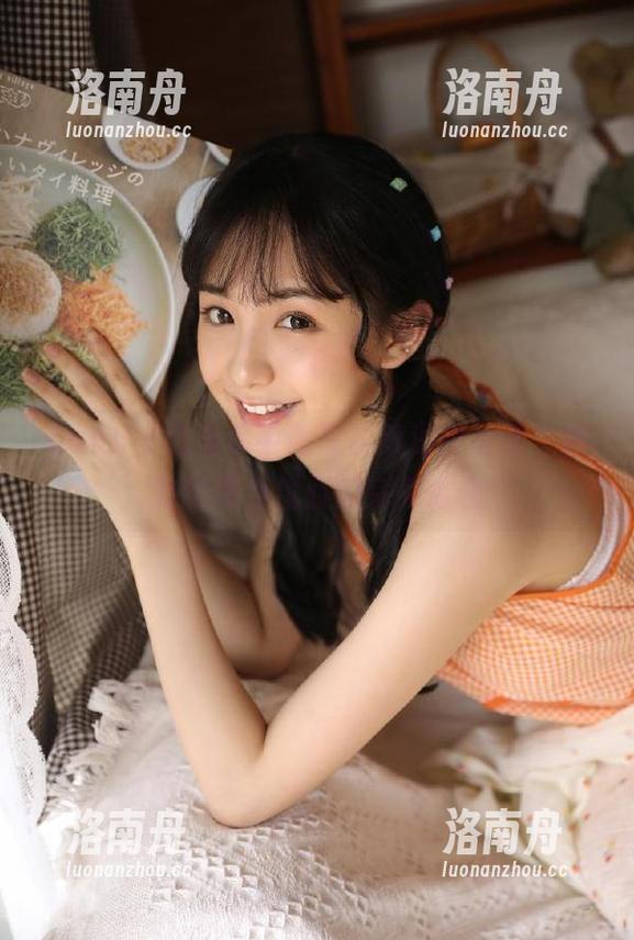 pans-兔兔 pans - 兔兔水手服写真集深度分享,领略甜美与优雅的完美结合