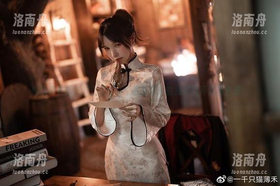 一千只猫薄禾 恰巴耶夫的狂欢之夜:一千只猫薄禾的独家写真套图合集!