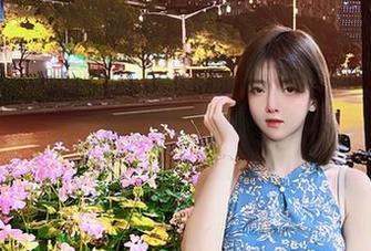 深入一小央泽的摄影世界，揭开私摄01原图与套图的魅力之旅