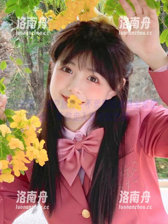 不爱笑的赛琳 微密圈 - 镂空魅影:不爱笑的赛琳全套原图,带你走入艺术的世界