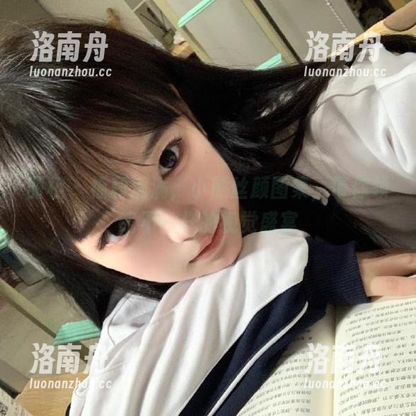 丽柜 - 福利满满，小熊丝颜图集，带你领略不一样的视觉盛宴