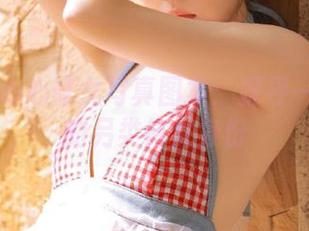 丽柜 – 心心修女写真图集：探寻一位博主的另类修女身份