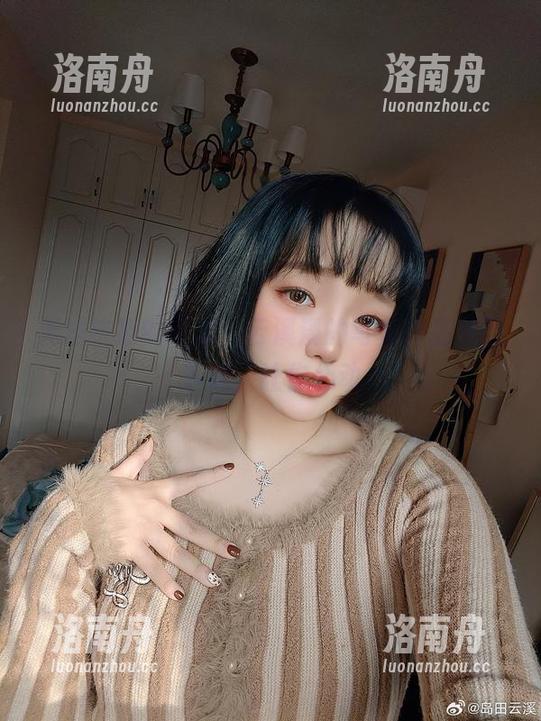 云溪溪 无法抗拒的可爱,云溪溪的写真作品免费下载,让你心动