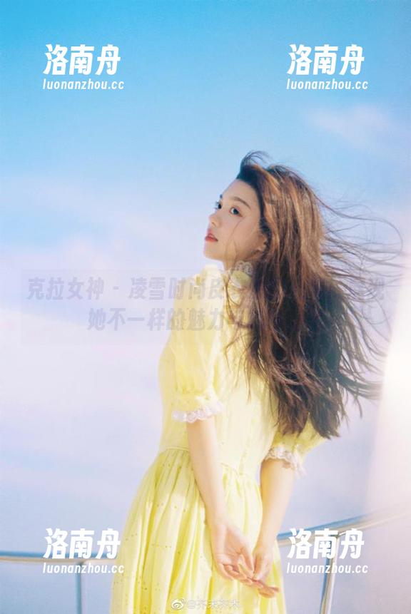 克拉女神-凌雪 克拉女神 - 凌雪时尚皮衣原图合集:展现她不一样的魅力与风格之旅