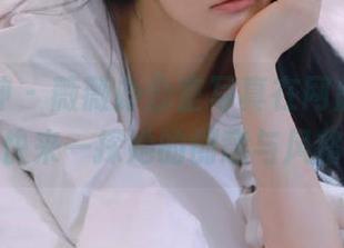 克拉女神 – 薇薇办公室写真在网盘等你，快来一探她的创意与风格