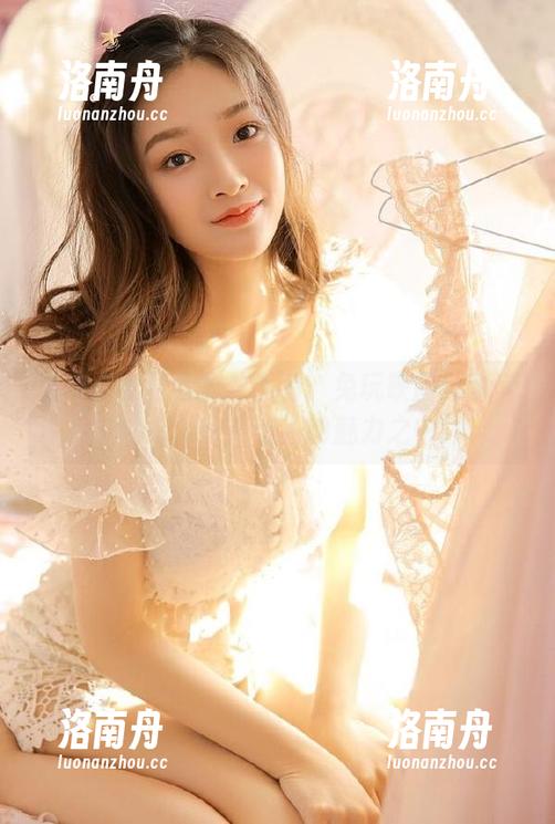 领略兔女郎的黑丝风情：兔玩映画高清美图让你沉醉在迷人的魅力之中！