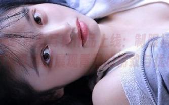 最新兔玩映画写真作品上线：制服裙白丝的写真图片展现青春的精致与优雅