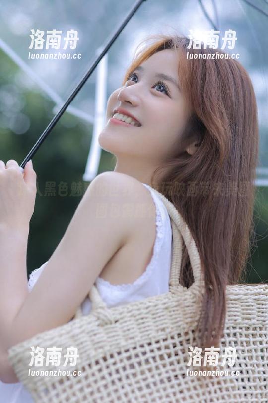 兔玩映画 深入黑色魅惑的世界,兔玩映画带来美图图包震撼体验