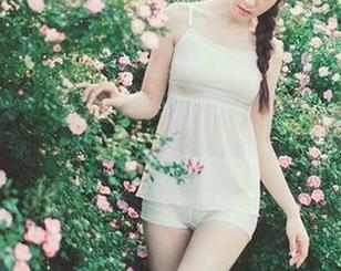 熊猫黑丝少女私房高清套图，尽在兔玩映画的专属空间