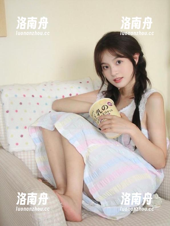 凉凉子rioko 美图世界中的凉凉子rioko修女写真合集,展现真实与梦想