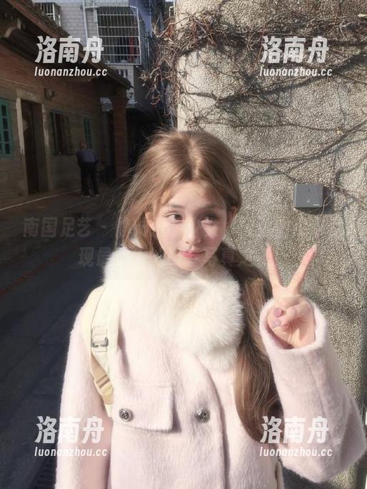 南国足艺-静儿 南国足艺 - 静儿携手少女,精选图库中呈现最动人的青春写真之美!