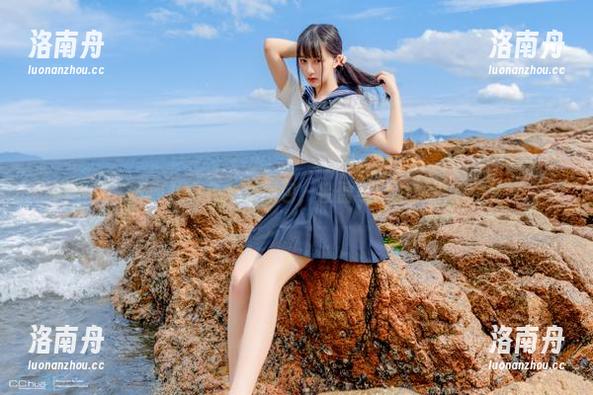古阿扎 微密圈 - 古阿扎白色全套图包,轻盈与魅力交织的完美摄影