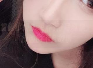 快来欣赏啾小妍Deer高清写真集：她与体操服的不凡故事