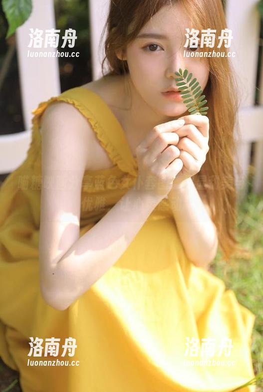 喵糖映画 喵糖映画分享蓝色女仆套图,尽显甜美与优雅,让心灵感动