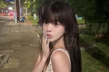 喵糖映画精美写真合集：细腻萝莉裙少女的青春魅力