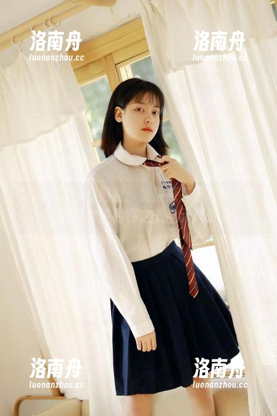 喵糖映画 喵糖映画精致影像:加藤惠礼服写真套图,展现女性独特之美与无尽魅力