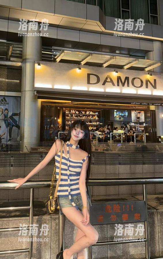嗲囡囡-西门小玉 嗲囡囡 - 西门小玉少女写真:高清照片展现纯真少女的动人瞬间