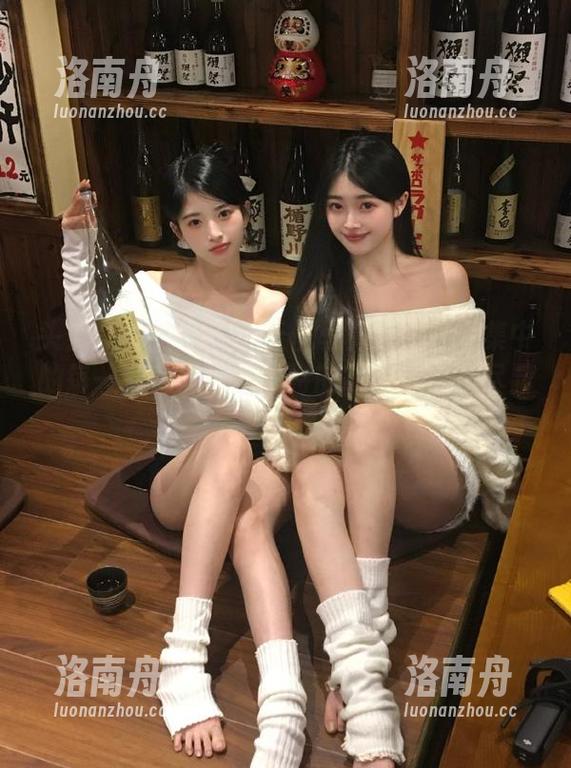 头条女神 - 小热巴天使写真系列：图集中的每一帧都诉说着独特的故事，合集尽显风情