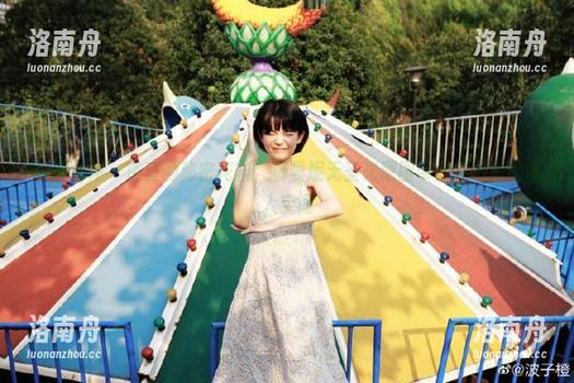 头条女神-杨曼妮 头条女神 - 浴室的秘密花园:杨曼妮无圣光原图带你走进她的私人空间