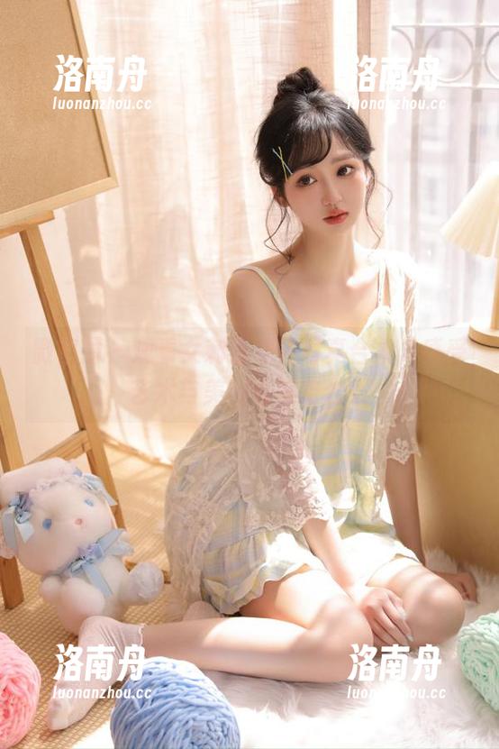 女刺客 微密圈 - 观看女刺客红裙写真合集,感受艺术与美的完美结合!
