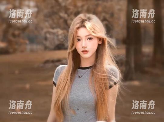 奶雯 微密圈 - 奶雯最新图册来袭!极度红色诱惑,瞬间点燃你的视觉冲击