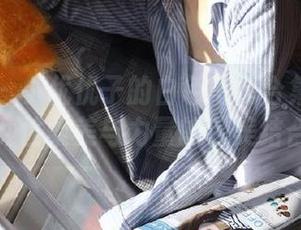 微密圈 – 小优优子的白色写真合集：展现女性柔美与力量的完美结合
