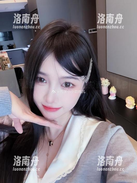 小小奶瓶儿 小小奶瓶儿兔女郎加长版私拍资源,私密瞬间给你狂欢