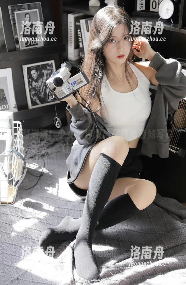 少女秩序 福利满满!少女秩序双马尾白丝萌妹写真让你大饱眼福!
