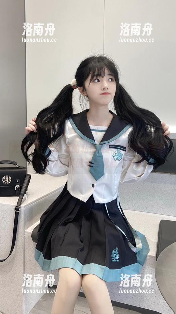 尤果网-李易童 尤果网 - 李易童的私房写真,体操服原图全景捕捉其健美与优雅的瞬间