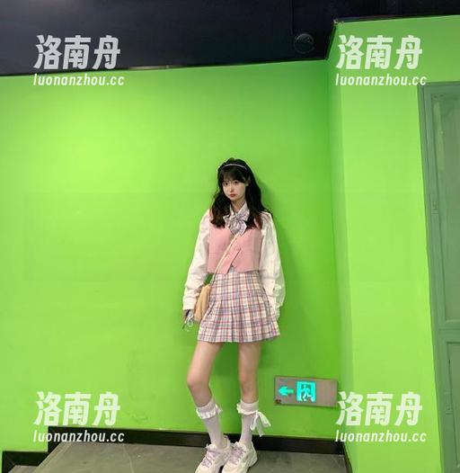 尤果网-球球 尤果网 - 最新写真集揭秘球球女王的时尚魅力与无限可能,快来欣赏!