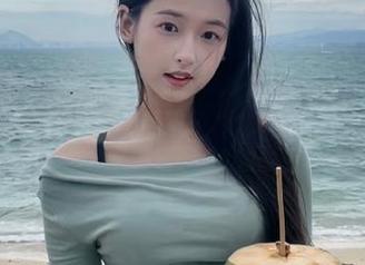 尤果网 – 芊小童夏天写真全集：为你带来一场视觉盛宴