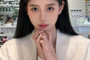 尤果网 – 一场视觉盛宴：陈幼伊在线美足写真，细节之处尽显真情