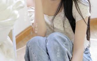 尤蜜荟 – 原图大揭秘！Carol周妍希死库水壁纸，让你的桌面瞬间美翻天！
