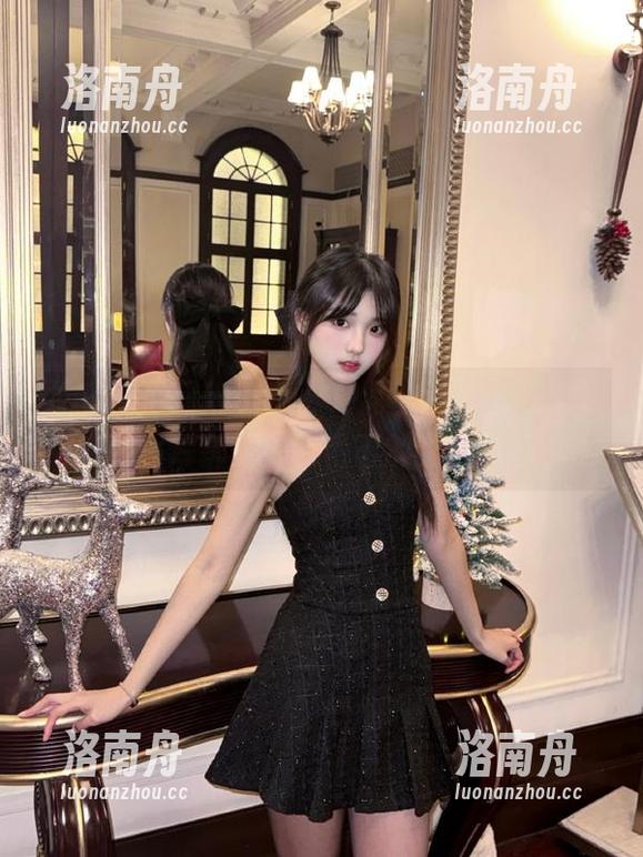 尤蜜荟-Egg_尤妮丝 尤蜜荟 - 探秘Egg_尤妮丝校园图册:每一张照片都是一段青春的独白与回忆