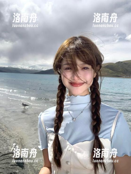 尤蜜荟-icy猪 尤蜜荟 - 高清图片精选:从icy猪博主的护士写真中,感受温情脉脉的医护故事与情感传递