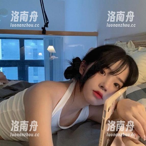 尤蜜荟-周妍希 尤蜜荟 - 周妍希美脚写真精选,感受优雅气质与细腻艺术的完美交融