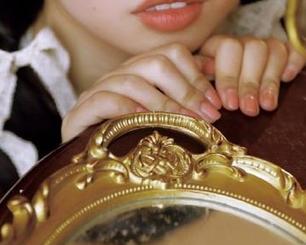微密圈 – 左公子666倾情分享：探索居家空乘女友写真集的独特魅力与视角！