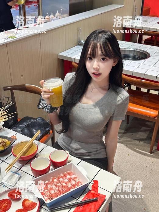 影私荟-舒林培 影私荟 - 免费下载舒林培的少女图集:感受她镜头下的柔美世界
