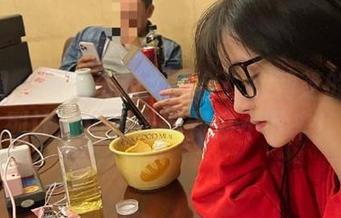 微密圈 – 私拍资源大集合！徐莉芝的JK系列让你边看边笑到停不下来！