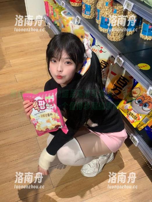 慕丝女郎精致的腿足高清写真集，揭示生活中每一个值得珍藏的瞬间