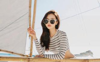 福利狂欢！绝美黑丝猫咪小女仆图集，抱走莫子带你解锁新视角