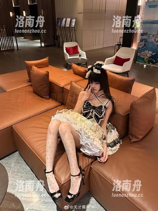星颜社-星冉 星颜社 - 星冉倾情打造女友写真作品集,细腻捕捉最美瞬间