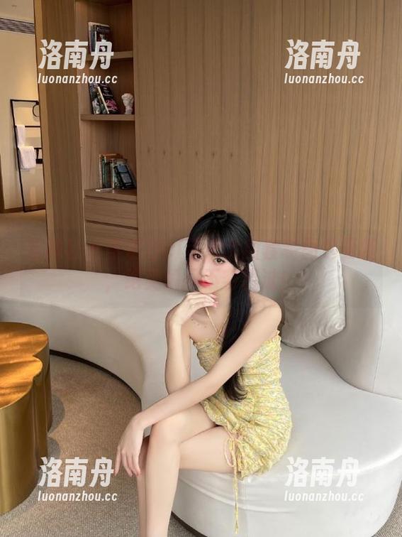 星颜社 - 李若汐ci带来全新套装图包更新，绝美瞬间不容错过！