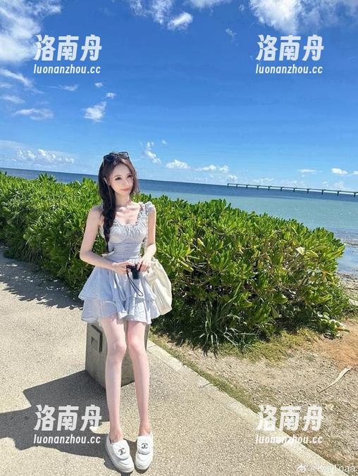 星颜社-潘思沁 星颜社 - 潘思沁礼服合集:展现女性优雅气质的精选作品