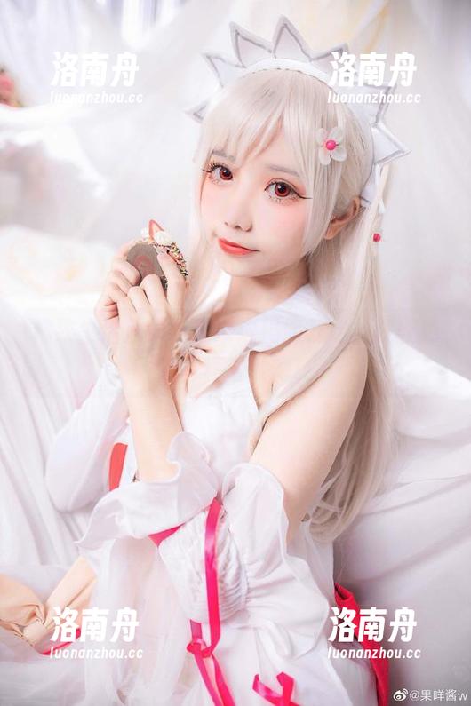 精致生活从果咩酱海边玛修开始，获取免费写真图片吧！