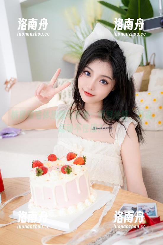 桃良阿宅体操服写真集：原图抢眼，谁说运动不性感？