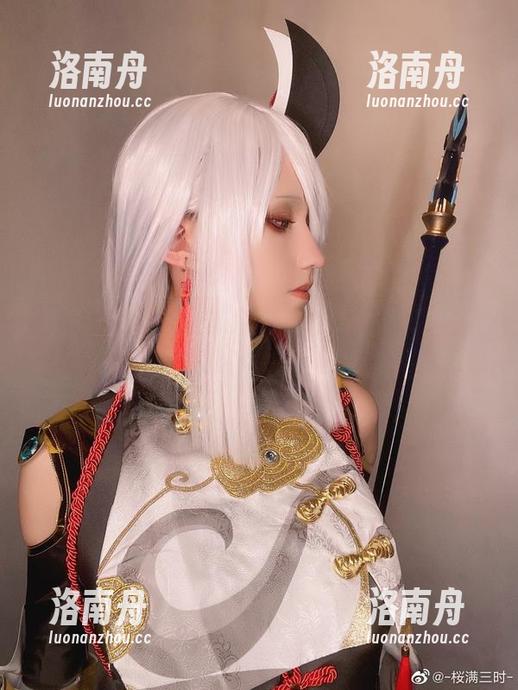 桜满三时 桜满三时福利图集精选:探寻大凤恋慕伴侣的心动瞬间