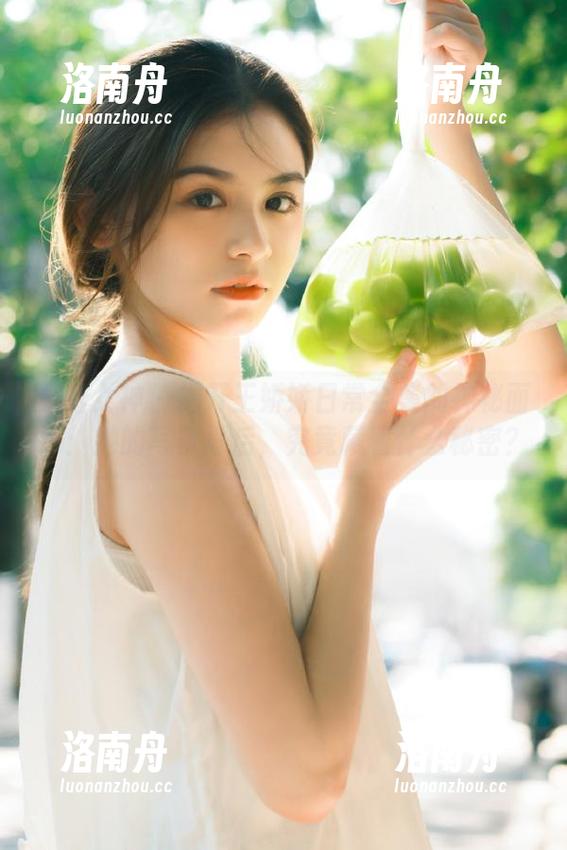 梦丝女神-王娇娇 梦丝女神 - 揭开王娇娇日常全集的神秘面纱:她的写真背后,究竟藏着什么秘密?